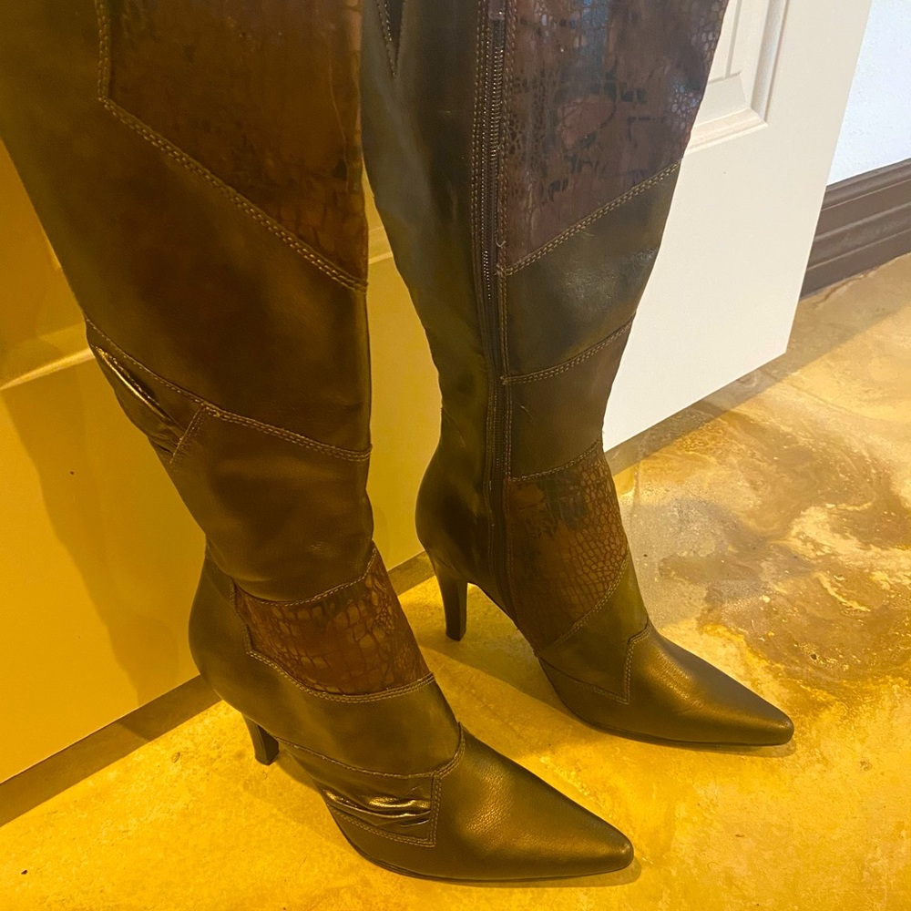 Knee-High Boots, Bronze-Brown. Faux Leather Design